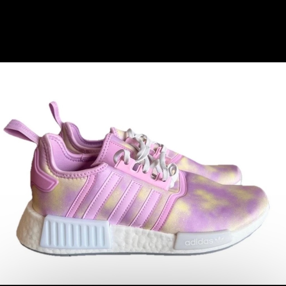 Adidas NMD R1 Bliss Lilac Pink & Yellow Athletic Sneaker Women’s 6 New!